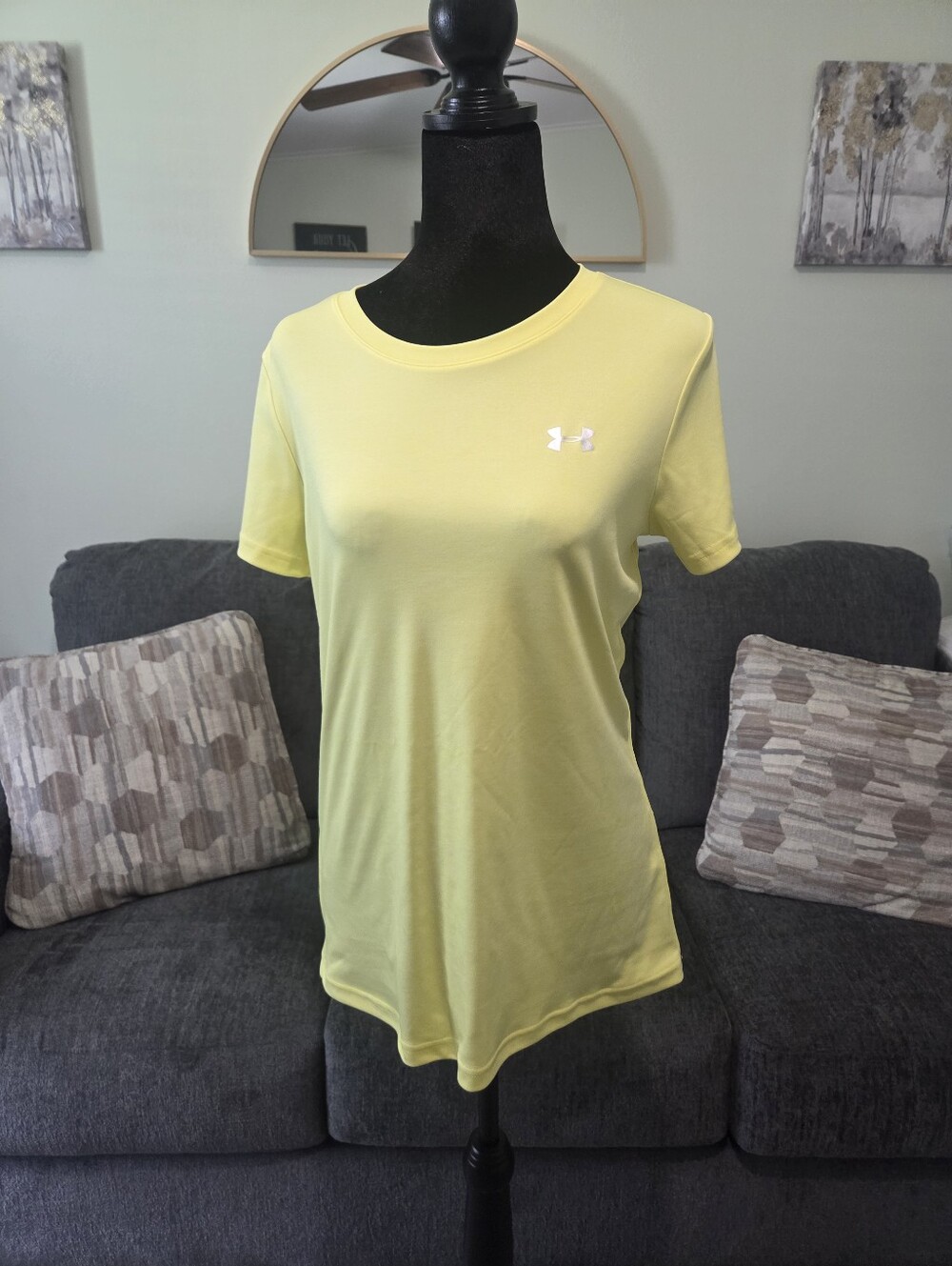 Under Armour Women’s Yellow Performance Short Sleeve Tee